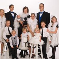 Vicki Richards Photo 13