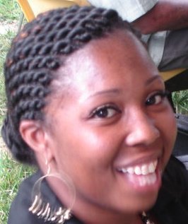 Candace Thompson Photo 14