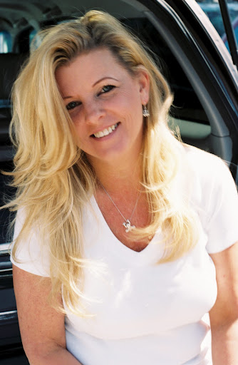 Debbie Ferguson Photo 8