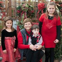 Sandra Benton Photo 34