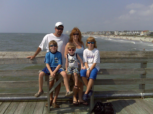 Kelly Small Photo 17