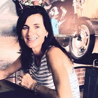 Michelle Schuman Photo 28