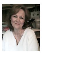 Janet Showers Photo 2