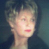 Gloria Banks Photo 10