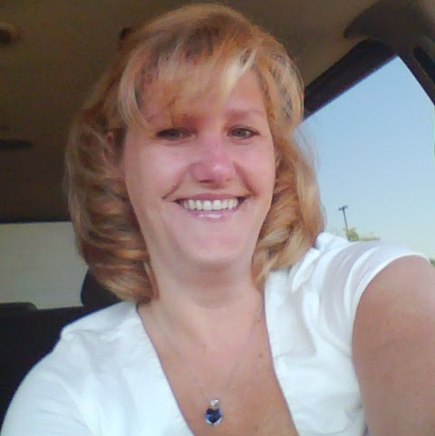 Michelle Hamlin Photo 17