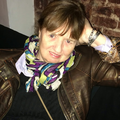 Suzanne Baxter Photo 11