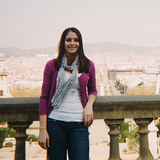 Elizabeth Spencer Photo 17