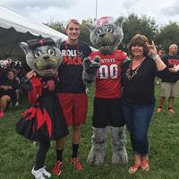 Ellen Stevens Photo 17