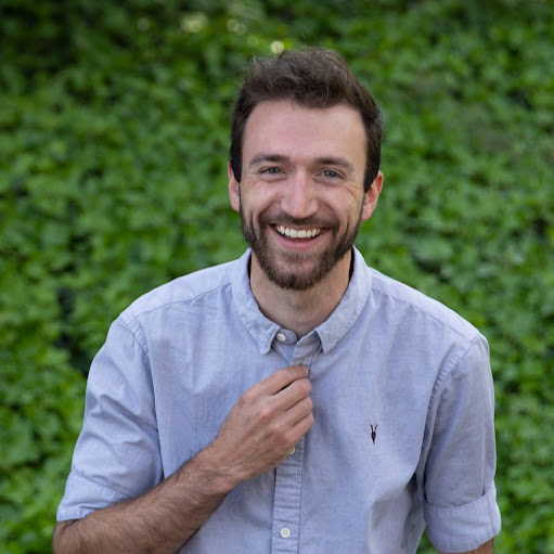 Daniel Reeves Photo 37