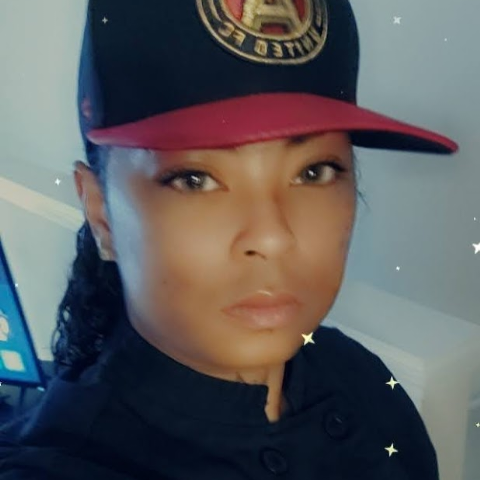 Melinda Hall Photo 26