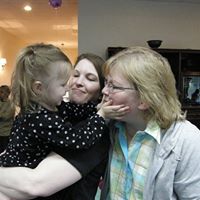 Carolyn Hurt Photo 16
