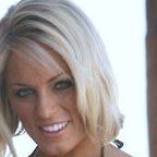 Lucy Reynolds Photo 16