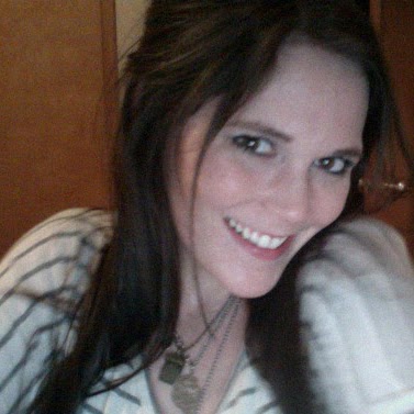 Stephanie Bailey Photo 33