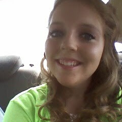 Erica Collins Photo 42