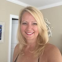 Anna Montgomery Photo 28