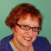 Sarah Holloway Photo 25