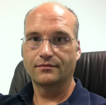 Lee Watts Photo 15