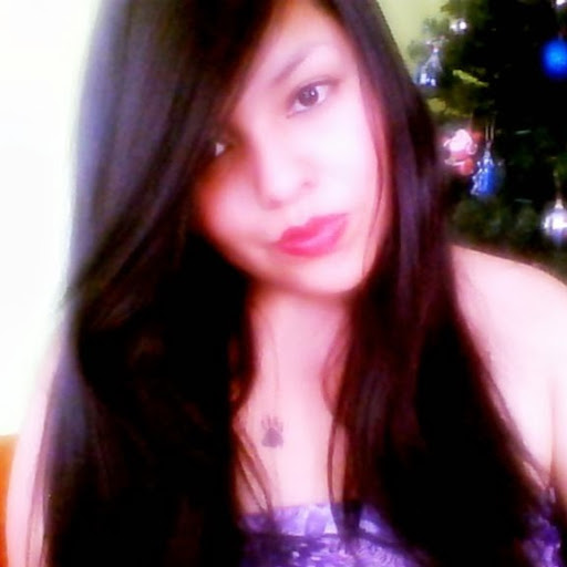 Cristina Leon Photo 3
