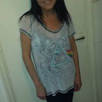 Catherine Ryan Photo 27