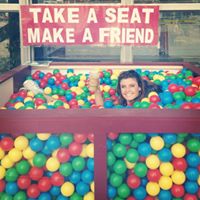Molly Ross Photo 31