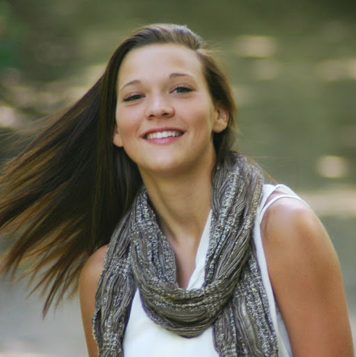 Erin Fontaine Photo 7