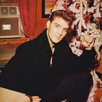 Vickie Freeman Photo 23