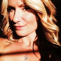 Shanna Hamilton Photo 20
