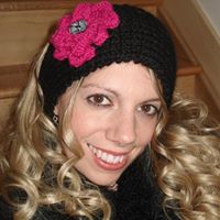 Danielle Meyer Photo 9