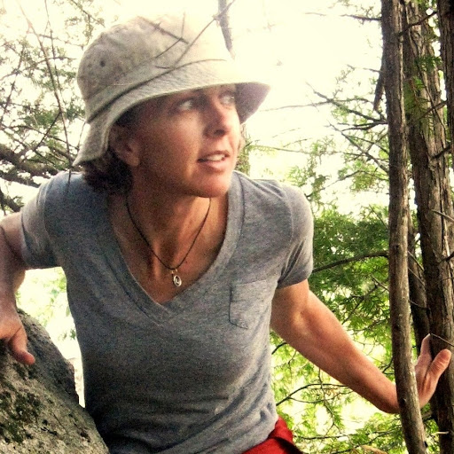 Lisa Swanson Photo 14