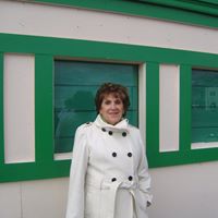 Geraldine Peters Photo 10