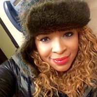 Yvette Adams Photo 10