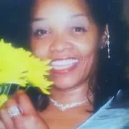 Danielle Wolfe Photo 20