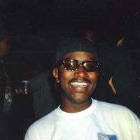 Aaron Nicholas Photo 17