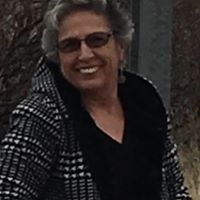 Loretta Nichols Photo 19