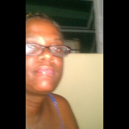 Erica Stuart Photo 26