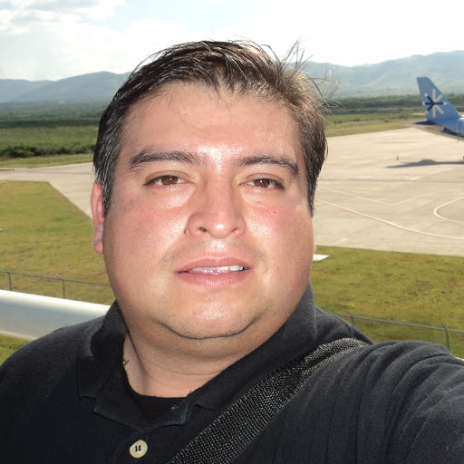 Victor Hernandez Photo 56