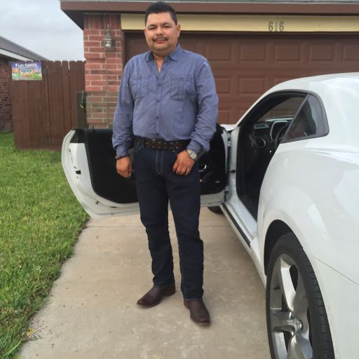 Adan Garcia Photo 34