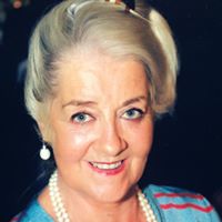 Patricia Dunlop Photo 14