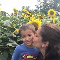 Julie Torres Photo 44