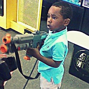 Angel Duncan Photo 20