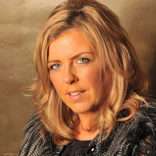 Joan Cummins Photo 7