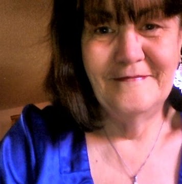 Gail Harvey Photo 20