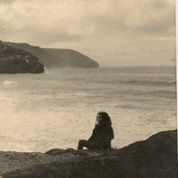 Sarah Devlin Photo 14