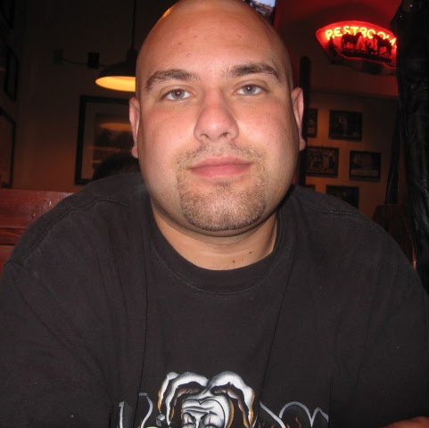 Ralph Thompson Photo 9