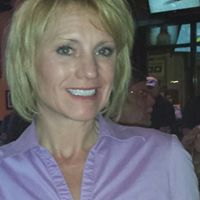 Michelle Hampton Photo 16