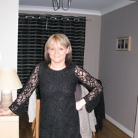 Deborah Nielsen Photo 16