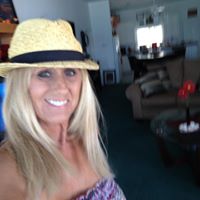 Tina Hamilton Photo 9