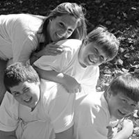 Michelle Matheny Photo 18