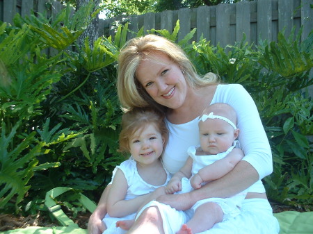 Angela Weeks Photo 8