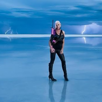 Julia Wilcox Photo 4